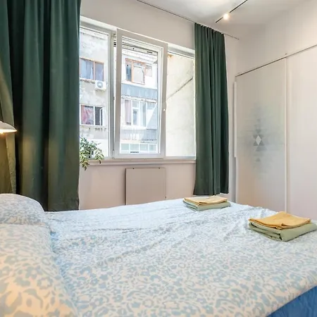 Apartamento Bright & 2br In Historic Heart Of *